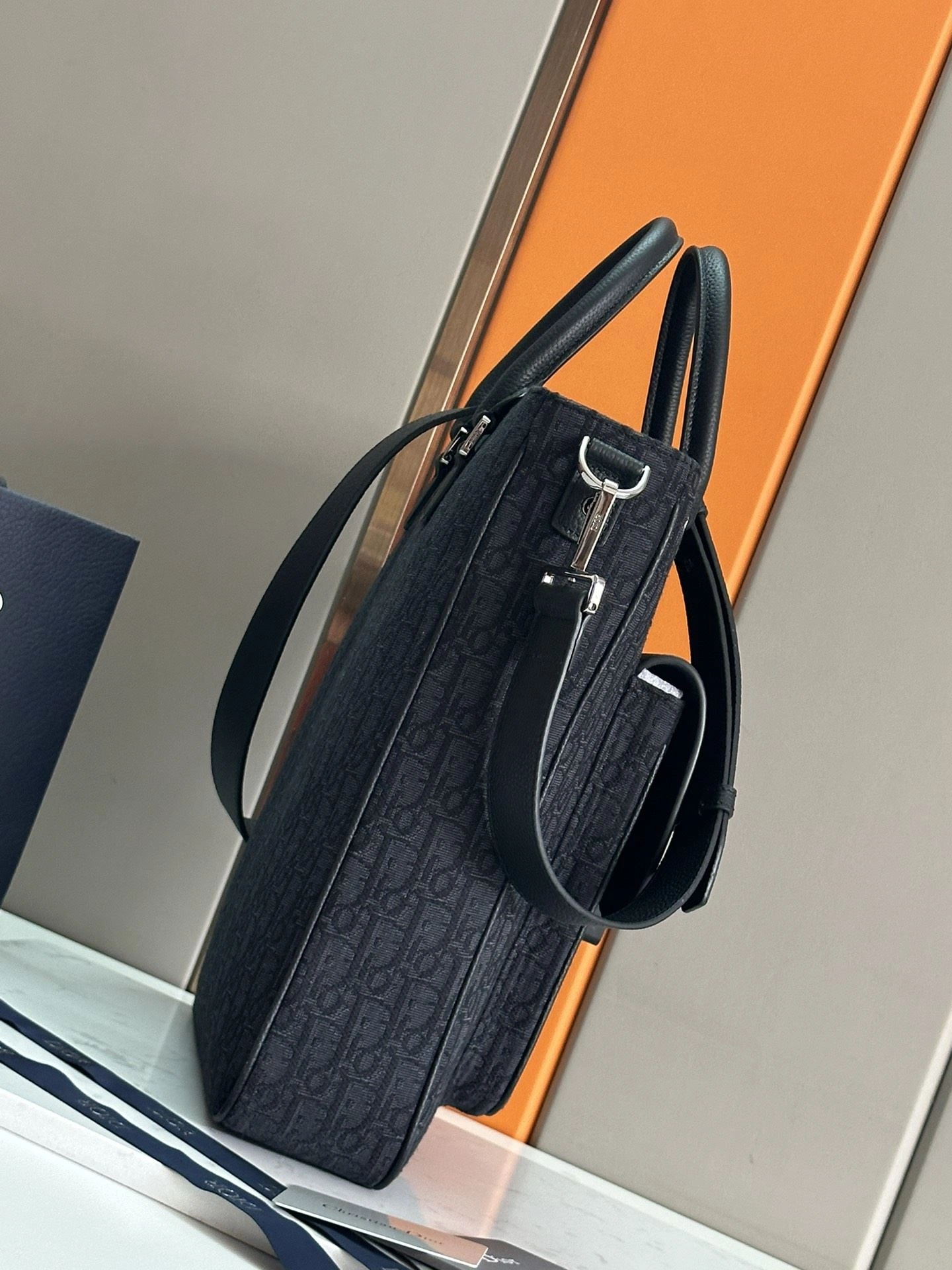 Elegant Christian Dior Top Handle Bags 92163