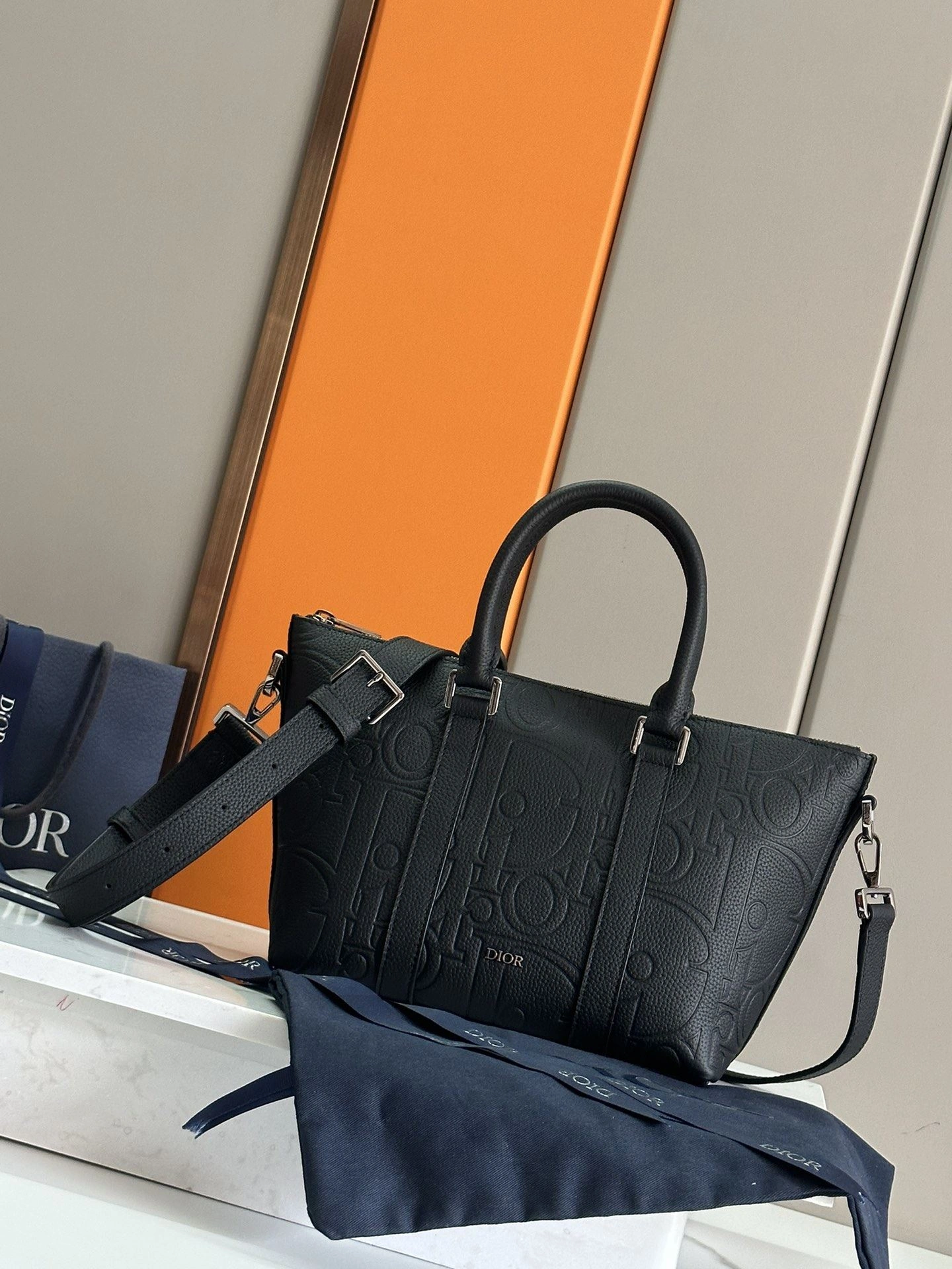 Unique Christian Dior Top Handle Bags 92192