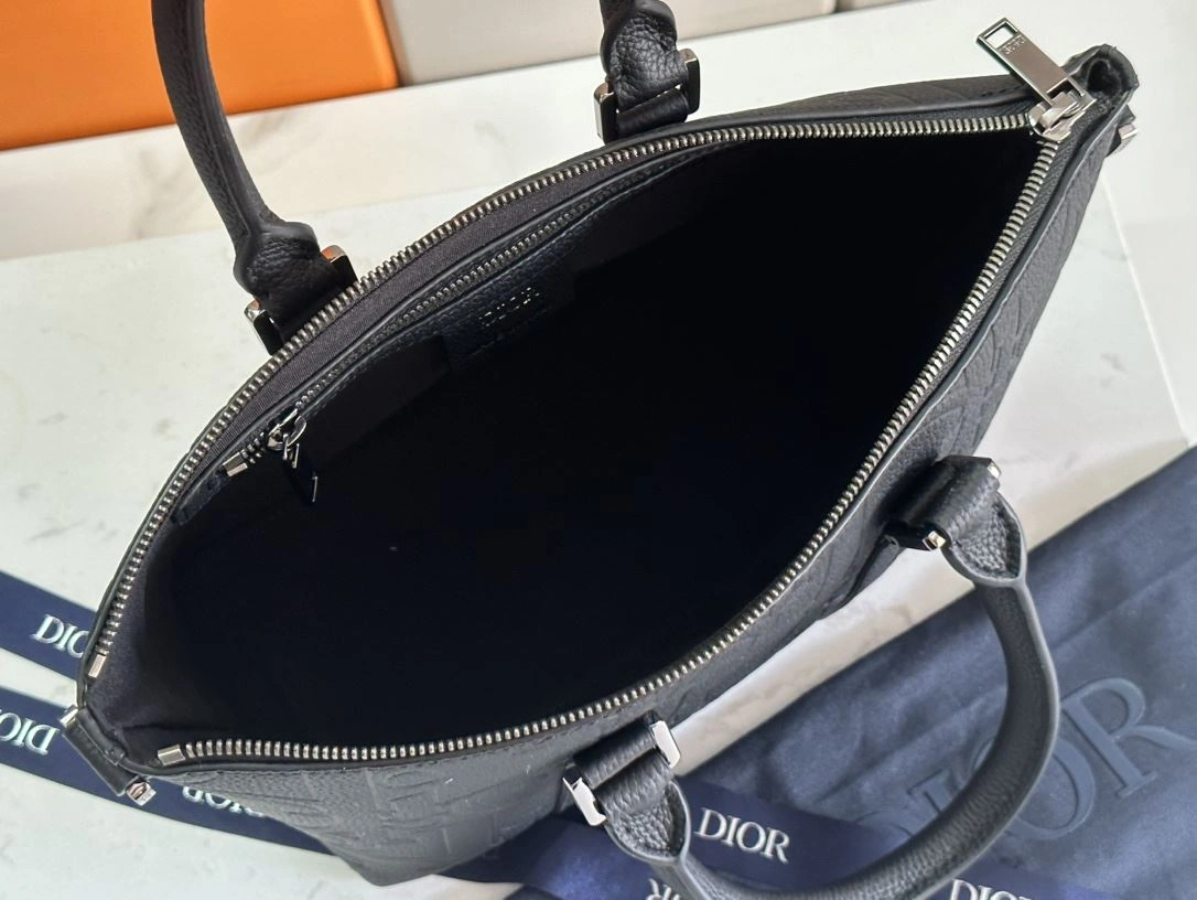 Unique Christian Dior Top Handle Bags 92192