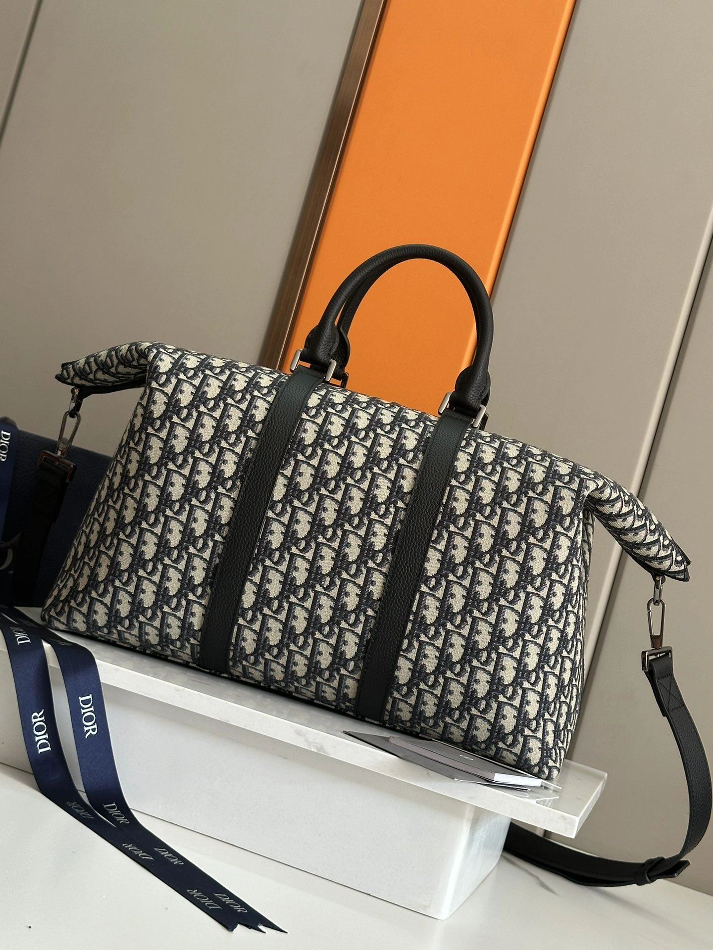 Reliable Christian Dior Top Handle Bags 92157