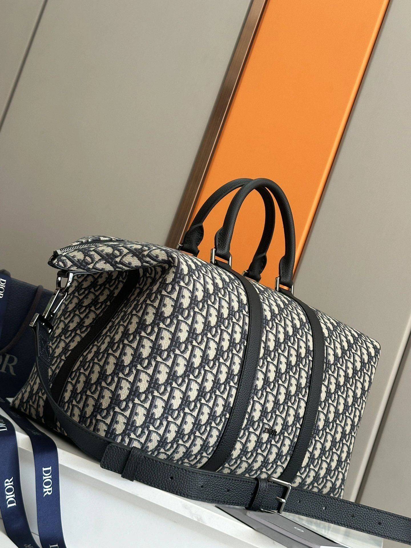 Reliable Christian Dior Top Handle Bags 92157