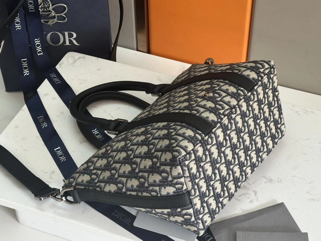 Sporty Christian Dior Top Handle Bags 92164