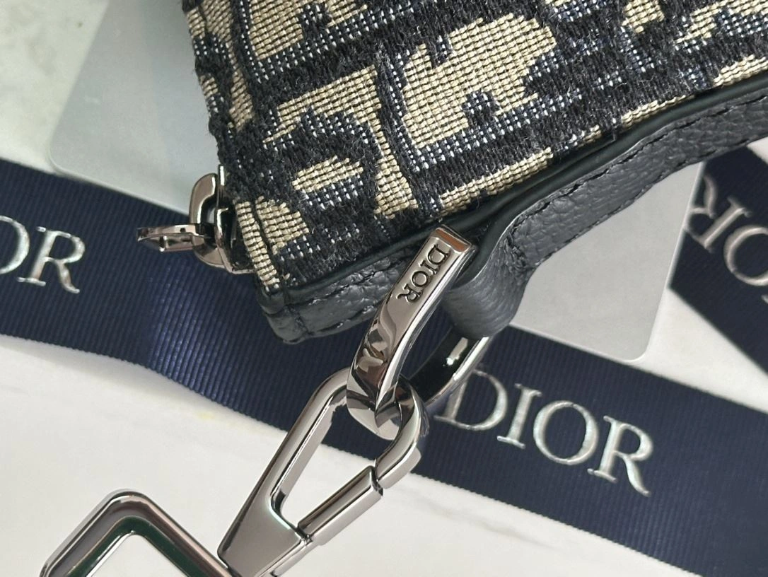 Sporty Christian Dior Top Handle Bags 92164