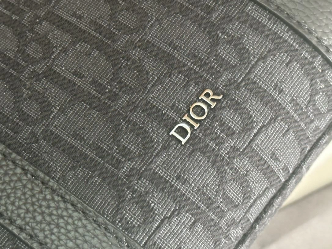 Unisex Christian Dior Top Handle Bags 92161