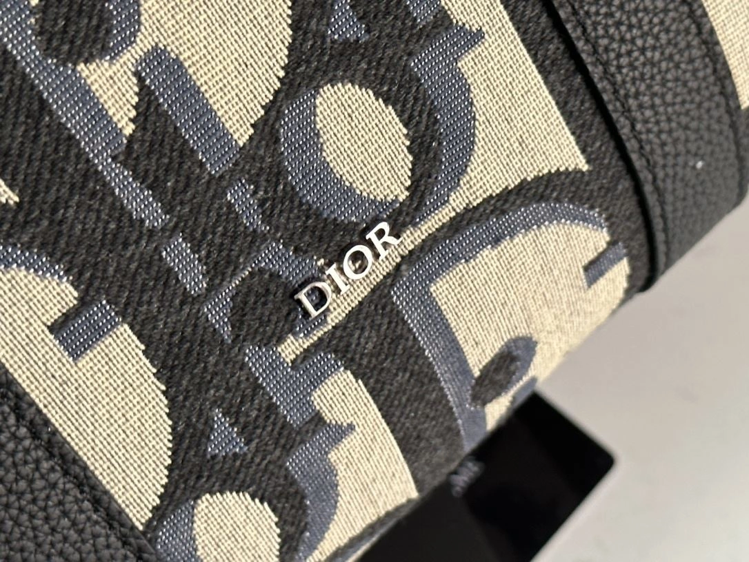 Classic Christian Dior Top Handle Bags 92159