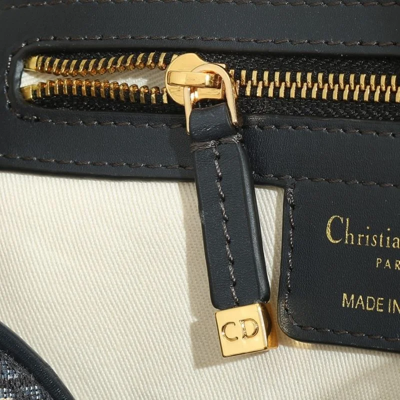 Christian Dior Top Handle Bags Minimalist 46136