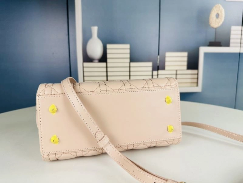 Comfortable Christian Dior Top Handle Bags 86186
