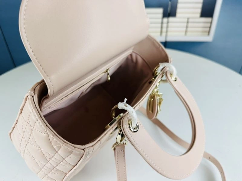 Comfortable Christian Dior Top Handle Bags 86186