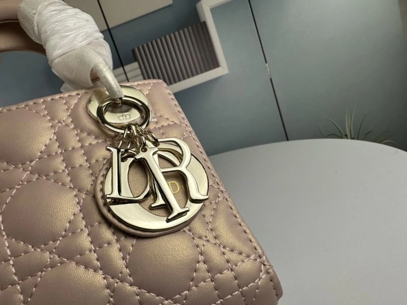 WellDesigned Christian Dior Top Handle Bags 86175