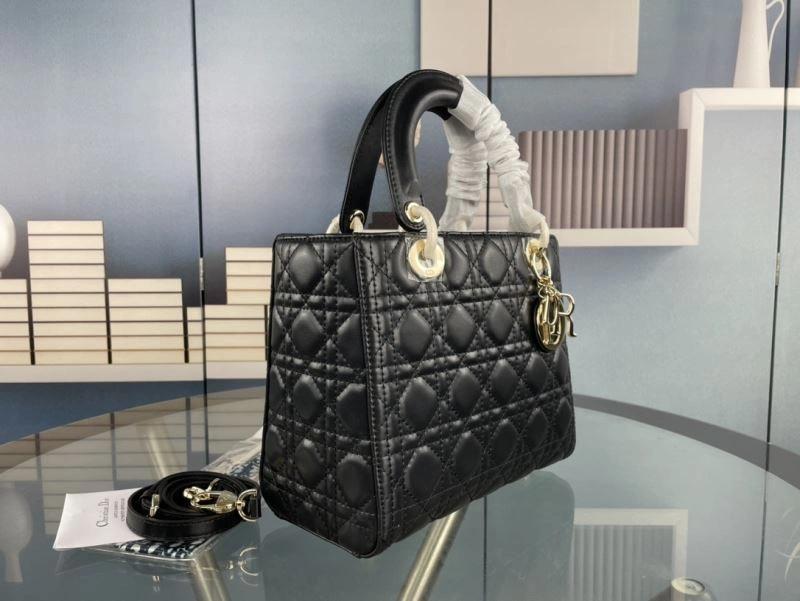 Fashionable Christian Dior Top Handle Bags 86169