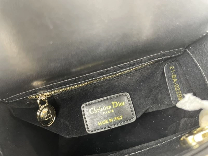 Minimalist Christian Dior Top Handle Bags 86165