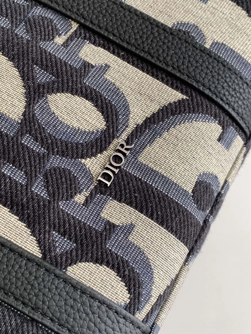 Minimalist Christian Dior Travel Bags 70242
