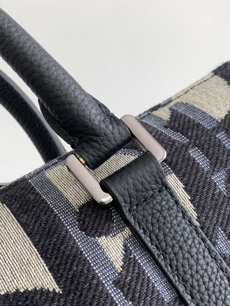 Minimalist Christian Dior Travel Bags 70242