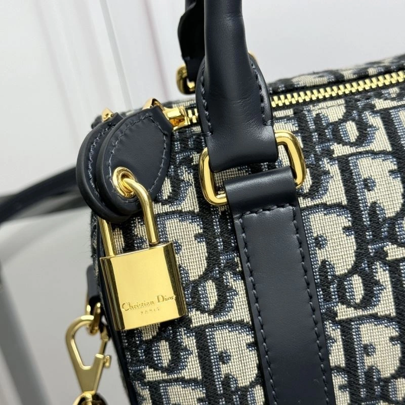 UrbanChic Christian Dior Travel Bags 70218