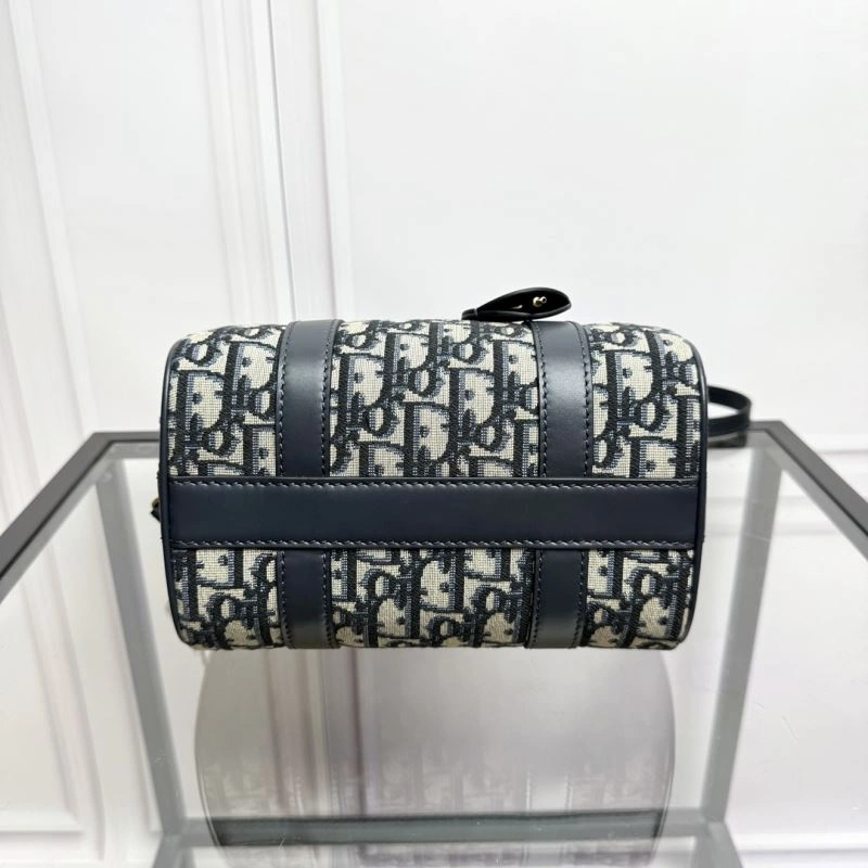 UrbanChic Christian Dior Travel Bags 70218