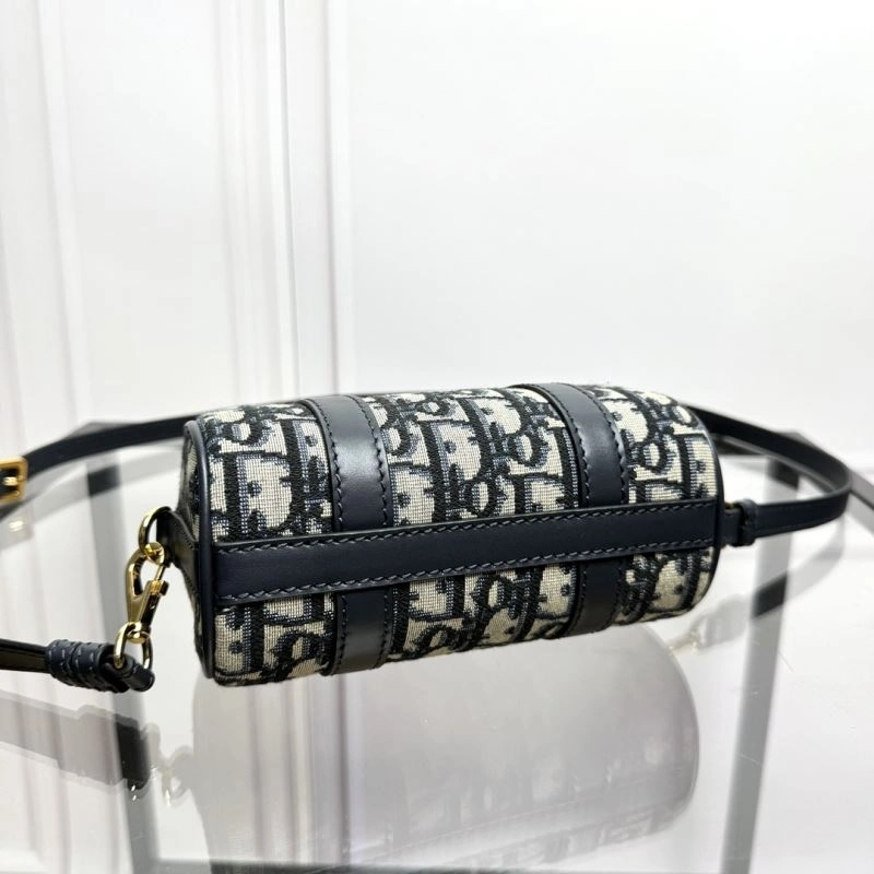 ZipUp Christian Dior Travel Bags 70219