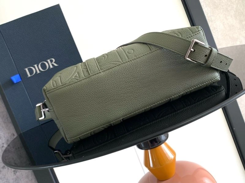 EyeCatching Christian Dior Travel Bags 66620