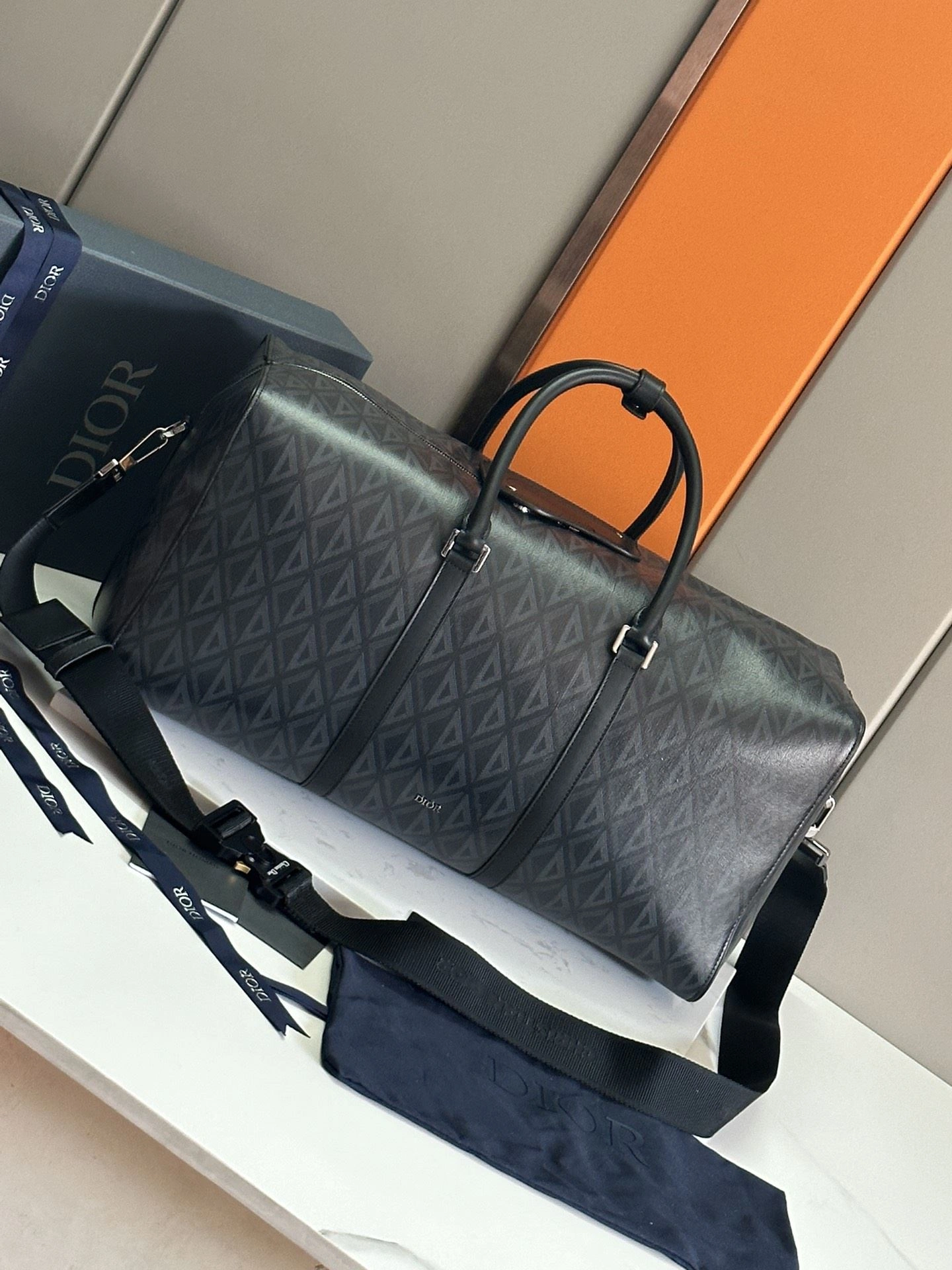 Resilient Christian Dior Travel Bags 92151