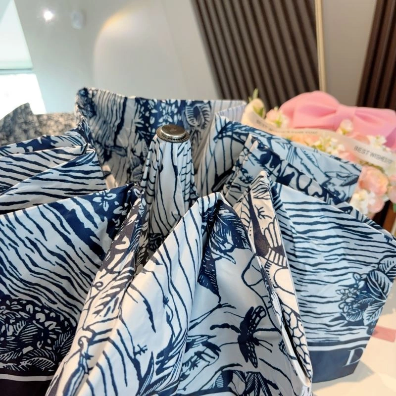 Resilient Christian Dior Umbrella 274896