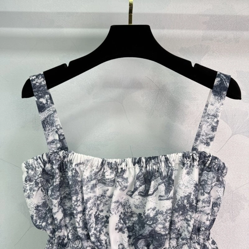 Youthful Christian Dior Vest 112634