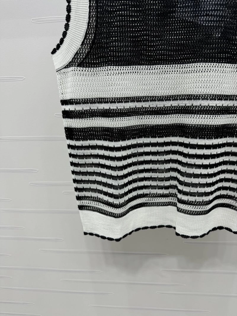 Christian Dior Vest ModernLook 112616