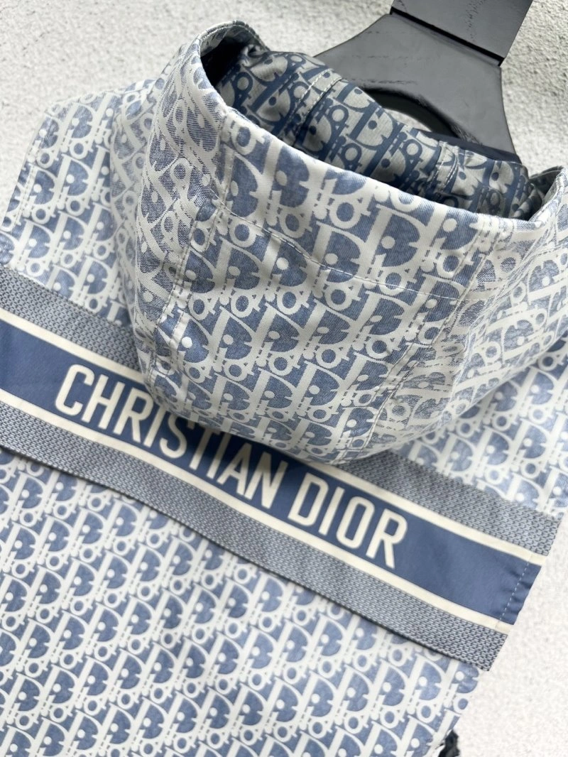 Packable Christian Dior Vest 112603