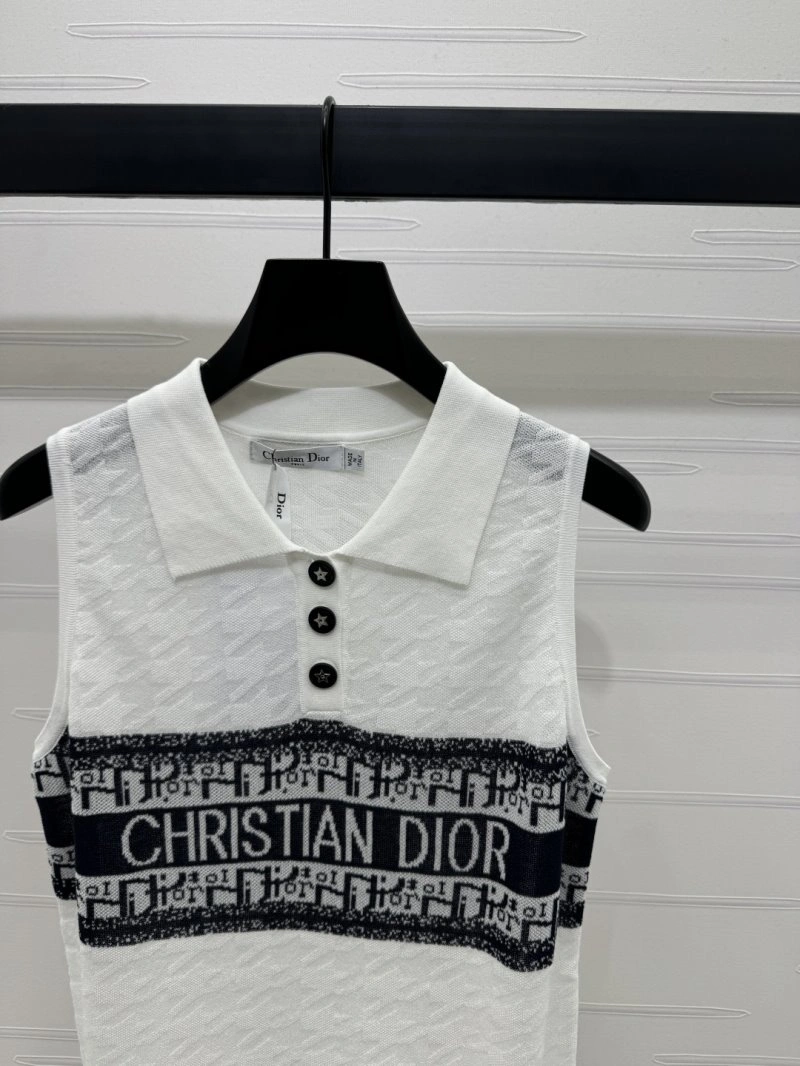 Elegant Christian Dior Vest 114014