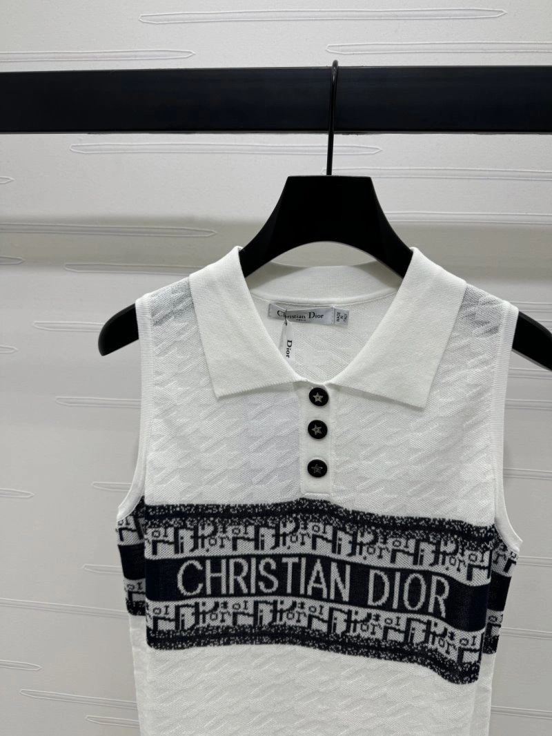 Elegant Christian Dior Vest 114014