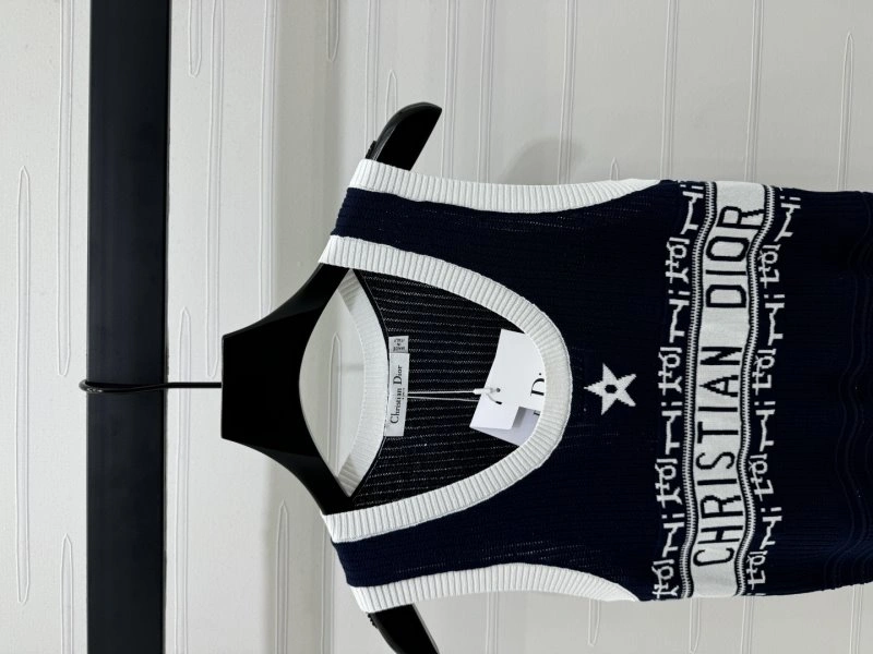 Functional Christian Dior Vest 114021