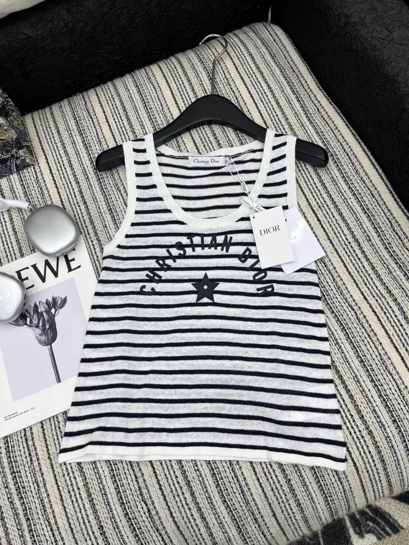 Sleek Christian Dior Vest 113991