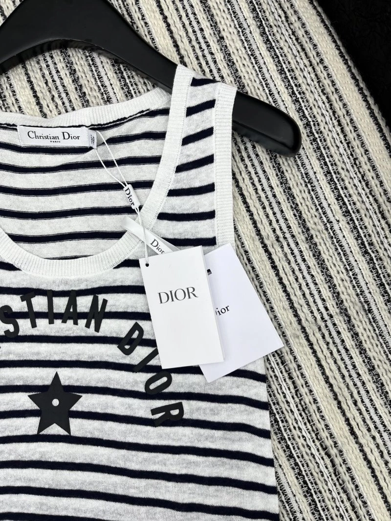 Sleek Christian Dior Vest 113991