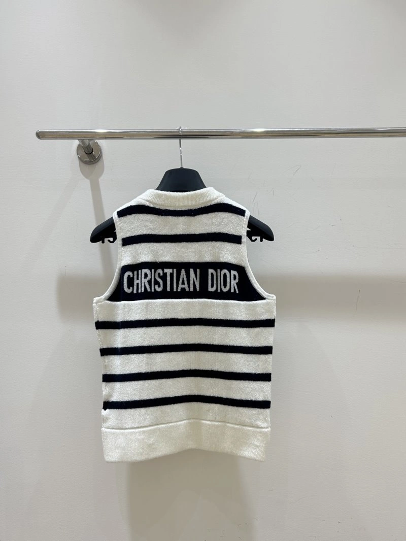 Versatile Christian Dior Vest 113986