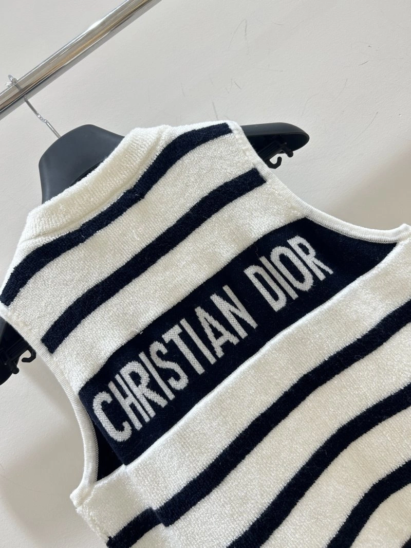 Versatile Christian Dior Vest 113986