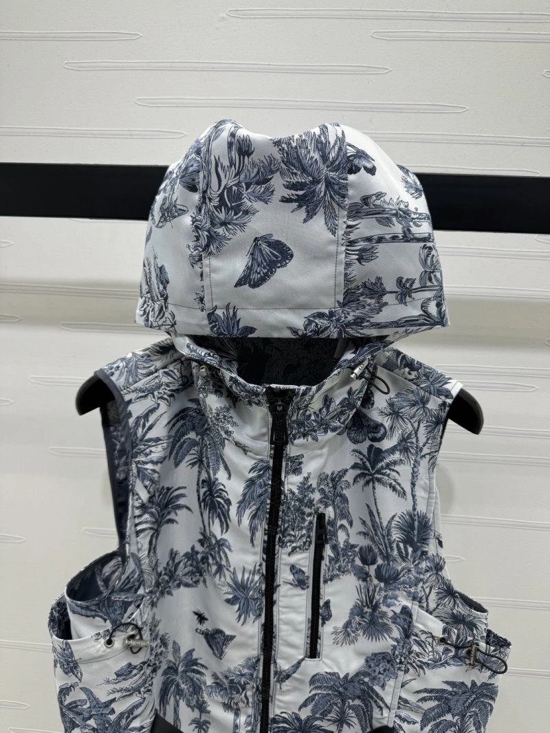 Snug Christian Dior Vest 113967