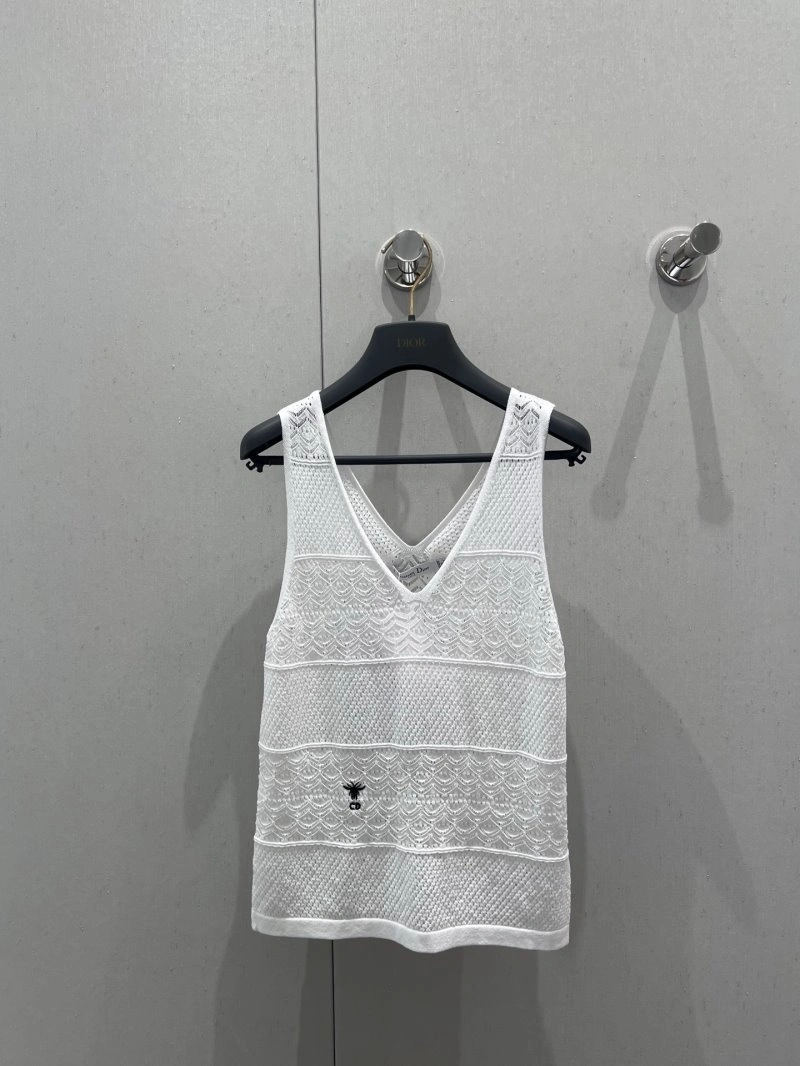 Trendsetting Christian Dior Vest 111555