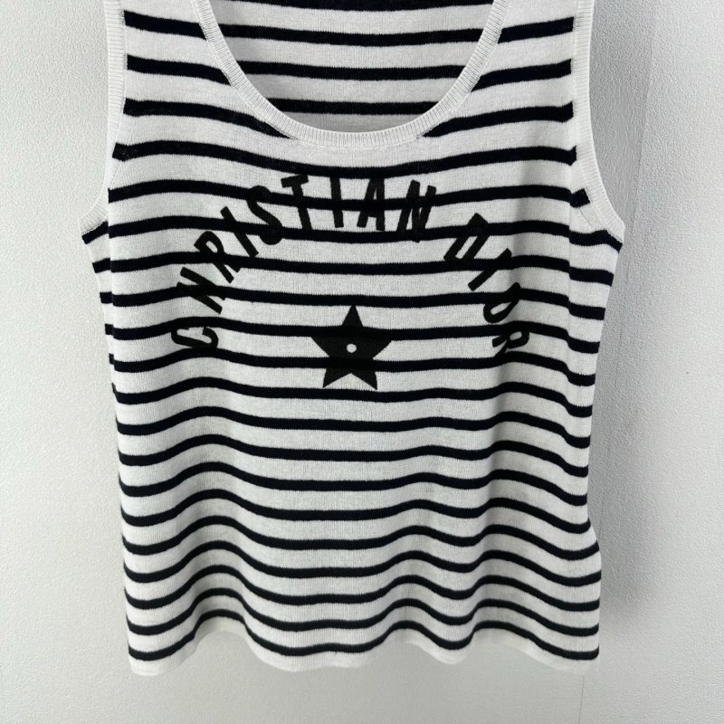 Youthful Christian Dior Vest 111551