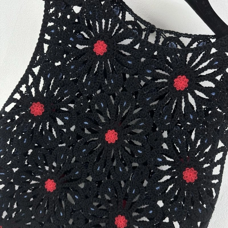 Flexible Christian Dior Vest 111511