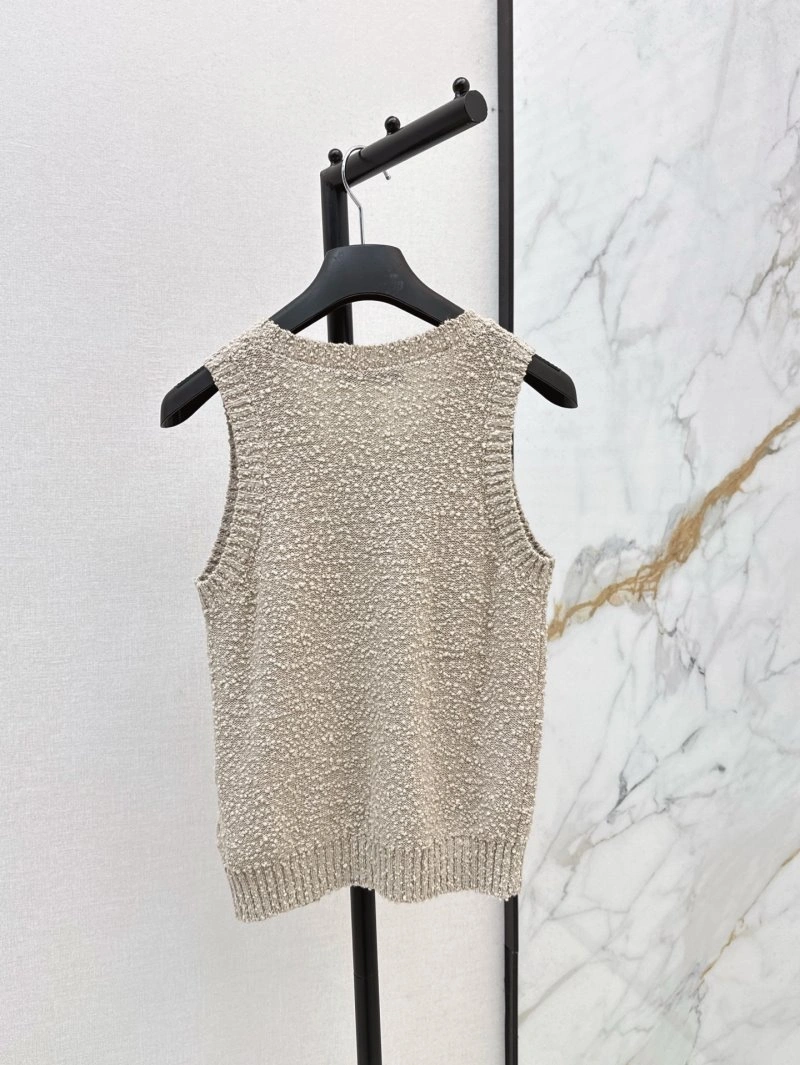 Trendsetting Christian Dior Vest 113555