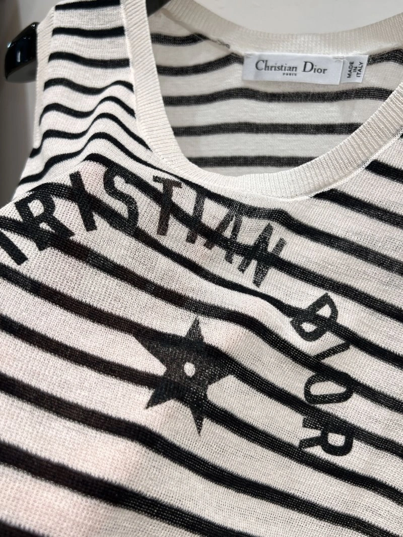 Effortless Christian Dior Vest 113543