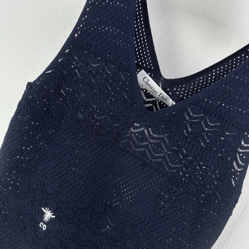 Sleek Christian Dior Vest 113554