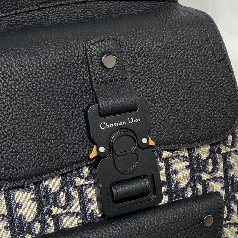Christian Dior Waist Chest Packs Sleek 70251