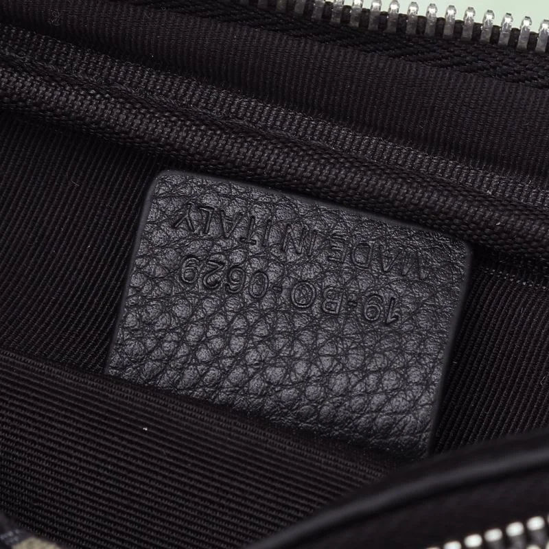 Christian Dior Waist Chest Packs Unisex 46122