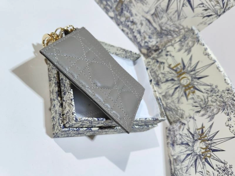 Functional Christian Dior Wallet 75389