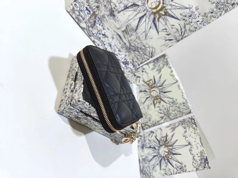 Stylish Christian Dior Wallet 75387