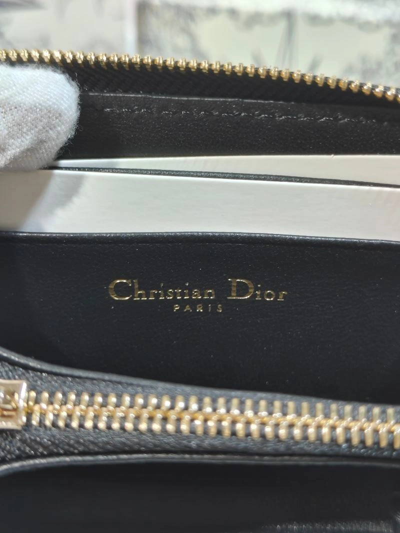 Stylish Christian Dior Wallet 75387