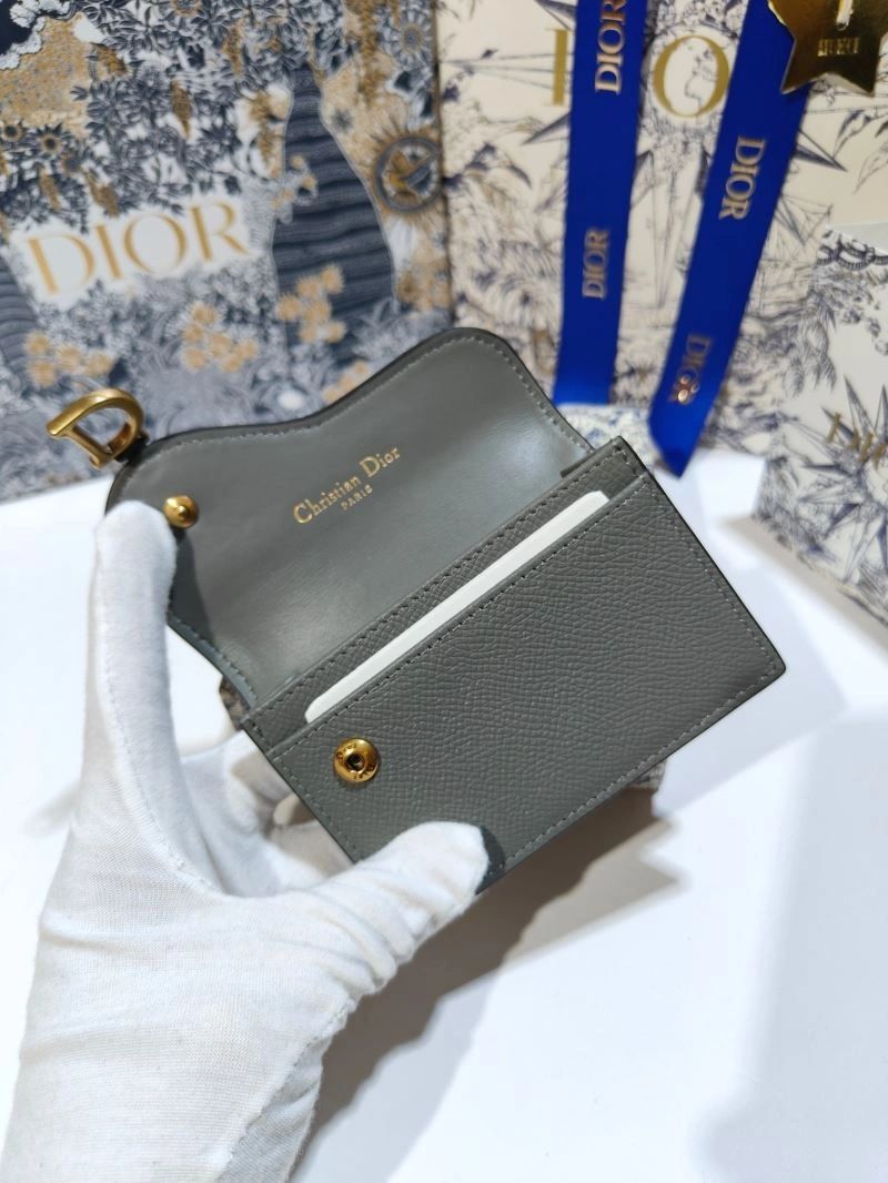 Elegant Christian Dior Wallet 73813