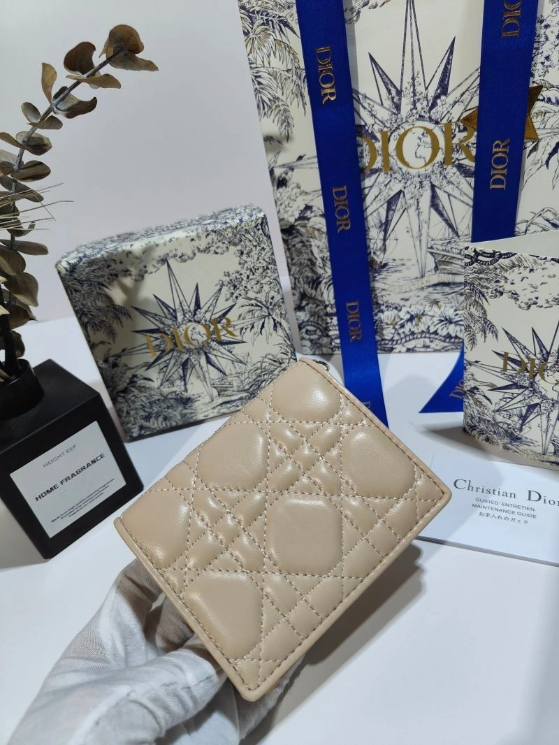 Christian Dior Wallet Fashionable 73818