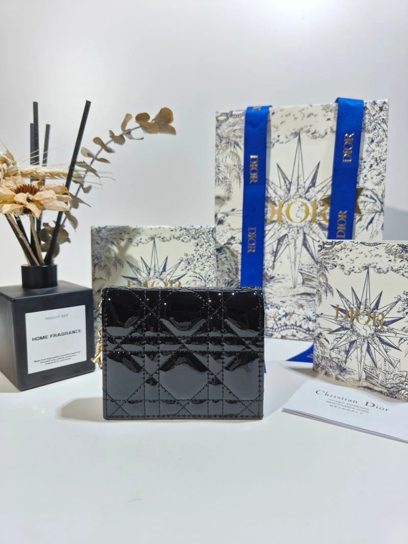 Vibrant Christian Dior Wallet 73817