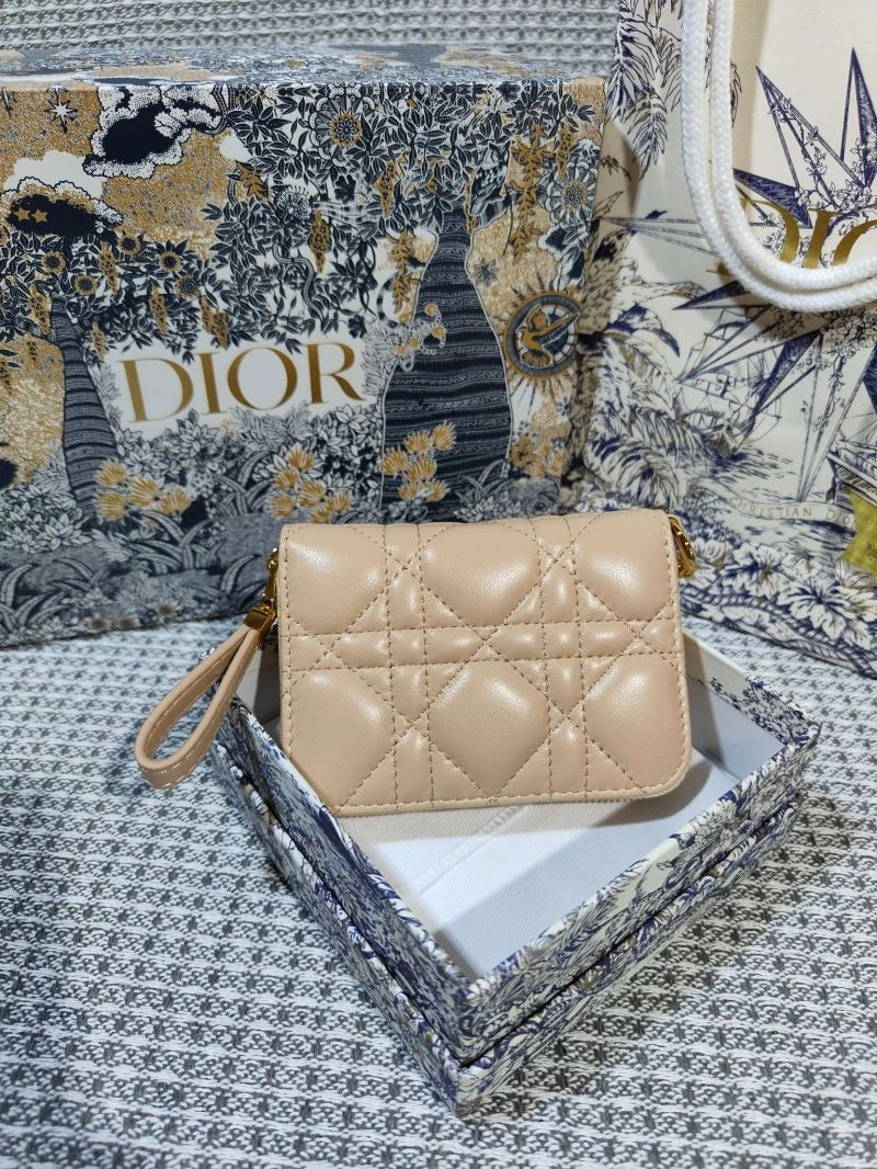 Snug Christian Dior Wallet 73808