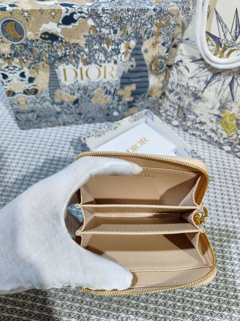 Snug Christian Dior Wallet 73808